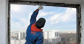 Демонтаж остекления балкона в Павловском Посаде - цена от 559 руб. - Сварной-Пвл